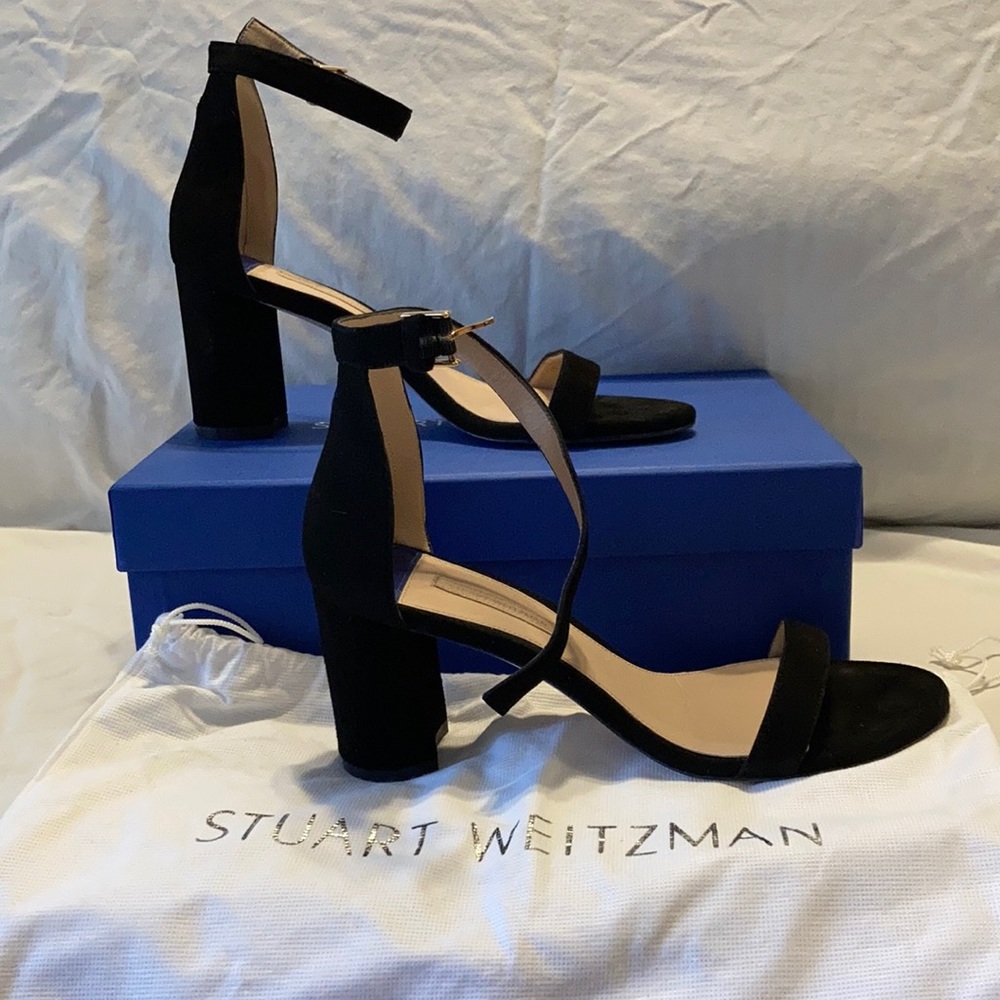 STUART WEITZMAN BLACK HEELD SANDALS